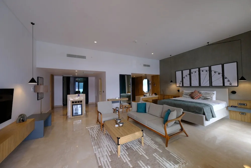 Junior Sea View, with Private Pool