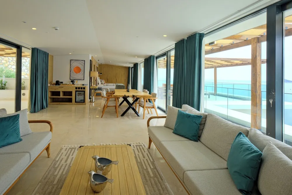 Penthouse Suite Sea View, with Jacuzzi