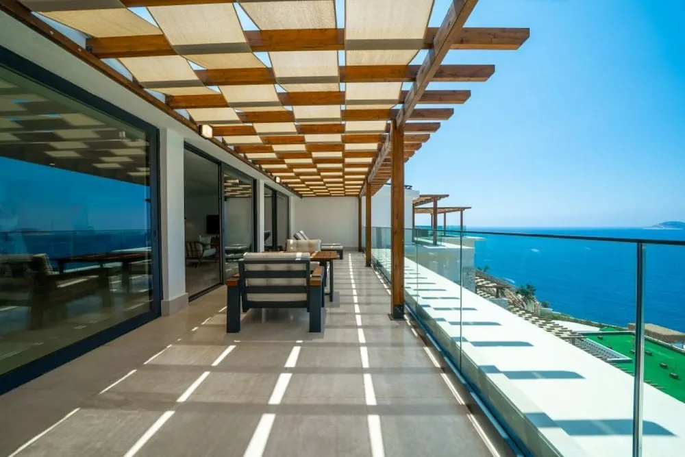 Penthouse Suite Sea View, with Jacuzzi