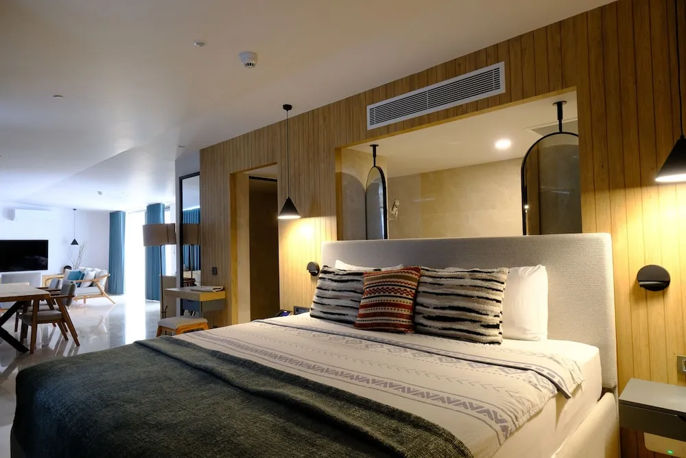 Penthouse Suite Sea View, with Jacuzzi