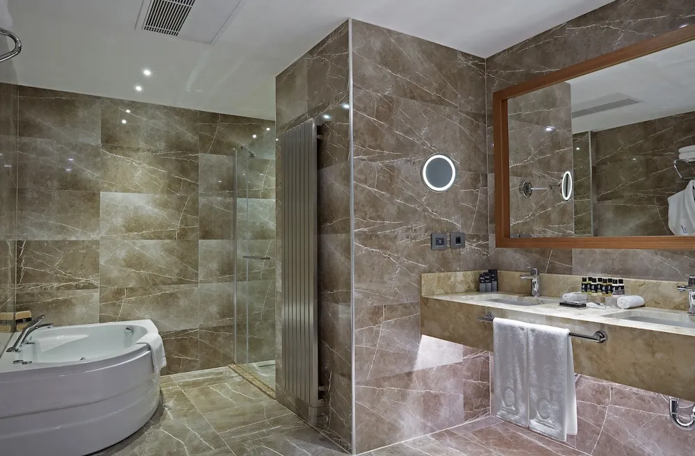 Grand Süit, 1 Yatak Odası, Sıcak Su Küveti, Şehir Manzaralı