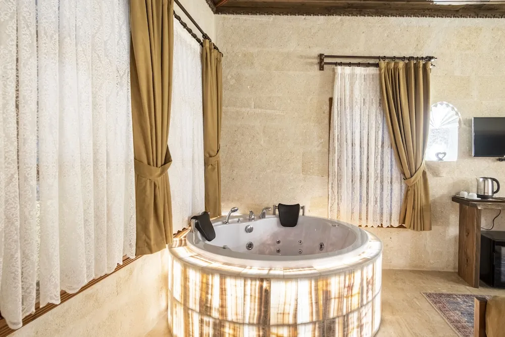 Deluxe Tek Büyük Yataklı Oda, 1 Yatak Odası, Sigara İçilmez, Vadi Manzaralı