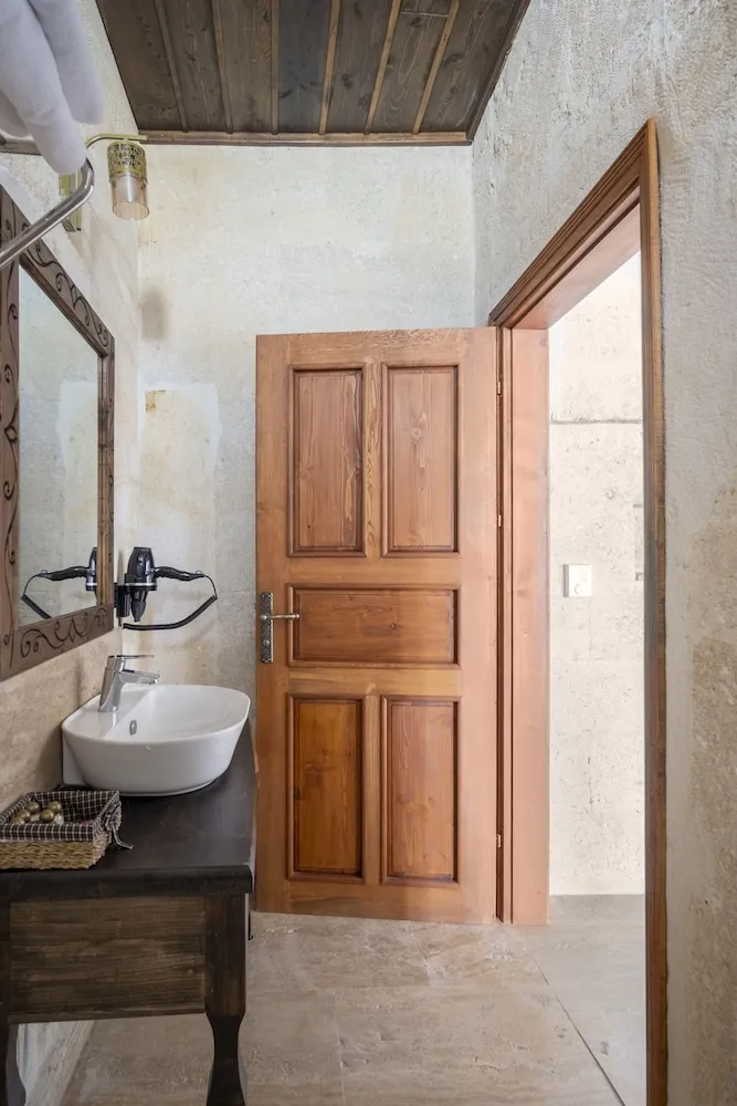 Deluxe Tek Büyük Yataklı Oda, 1 Yatak Odası, Sigara İçilmez, Vadi Manzaralı