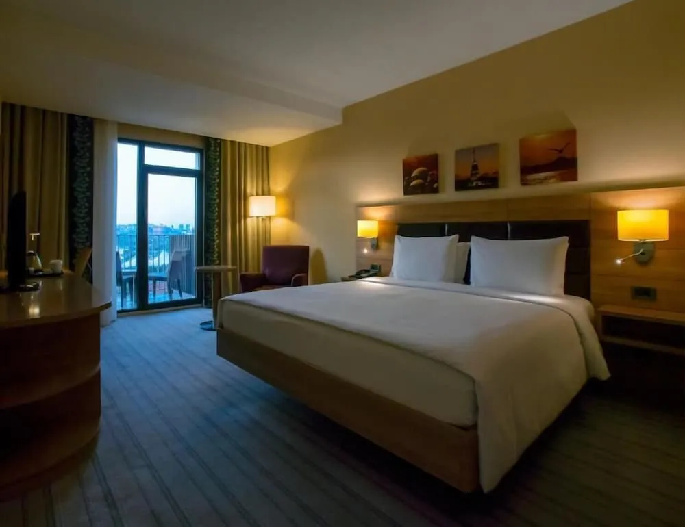 King Room with Balcony