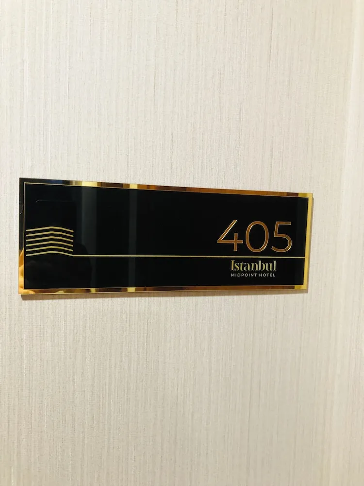 Deluxe King Room With Balcony