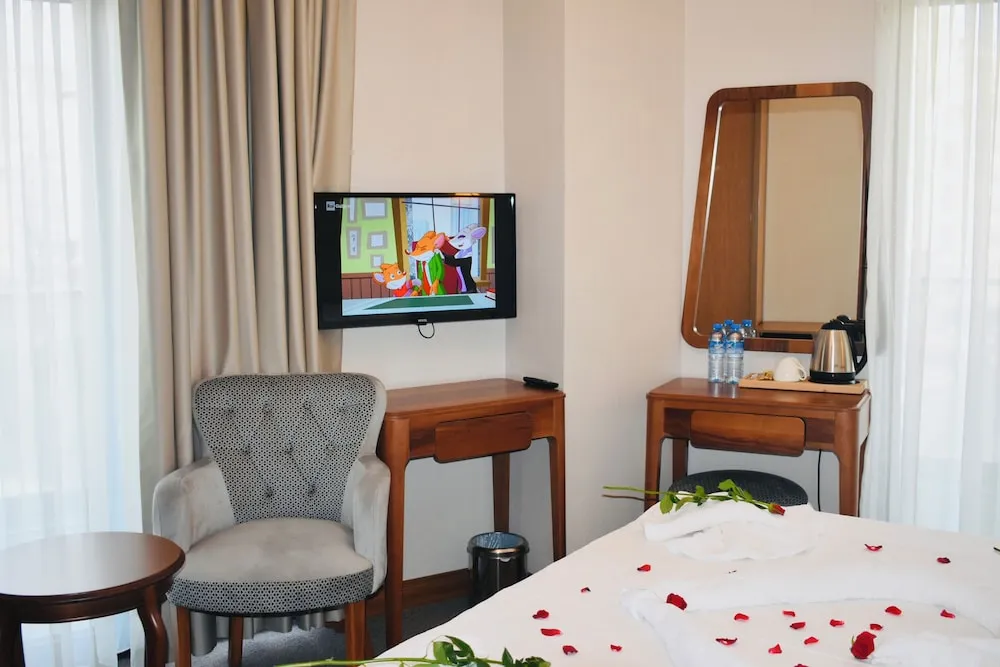 Deluxe King Room With Balcony