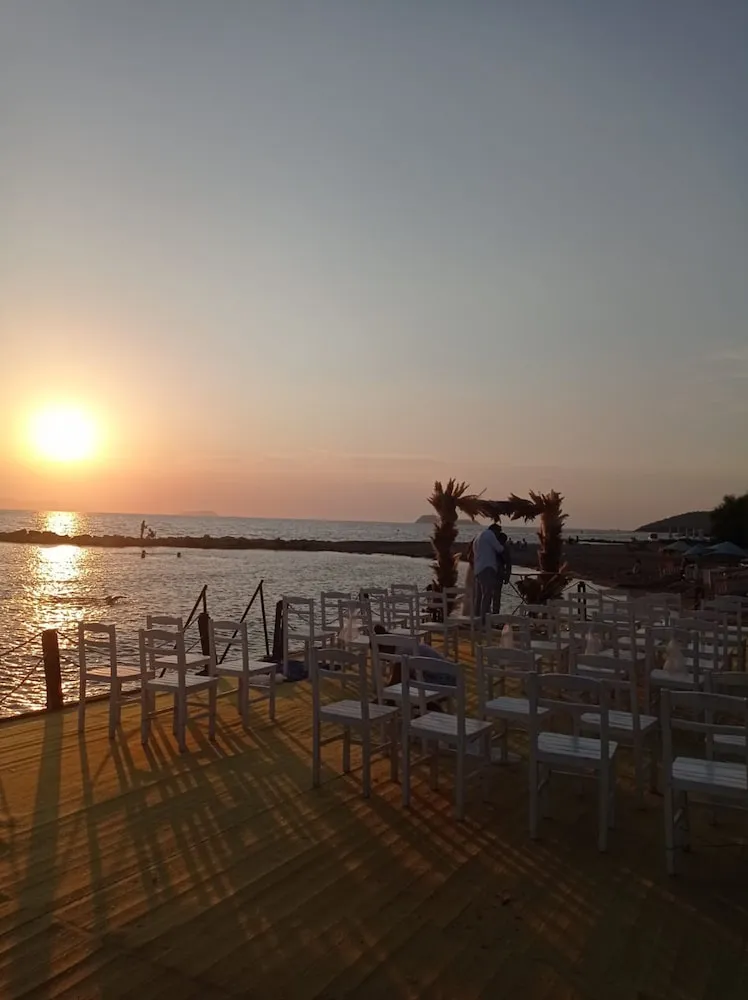 Deluxe Büyük Yataklı Tek Kişilik Oda