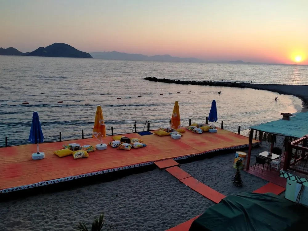 Deluxe Büyük Yataklı Tek Kişilik Oda