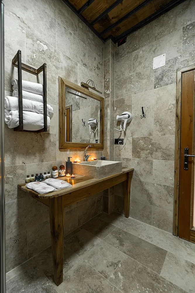 Comfort Tek Büyük Yataklı Oda, 1 En Büyük (King) Boy Yatak, Banyolu/Duşlu