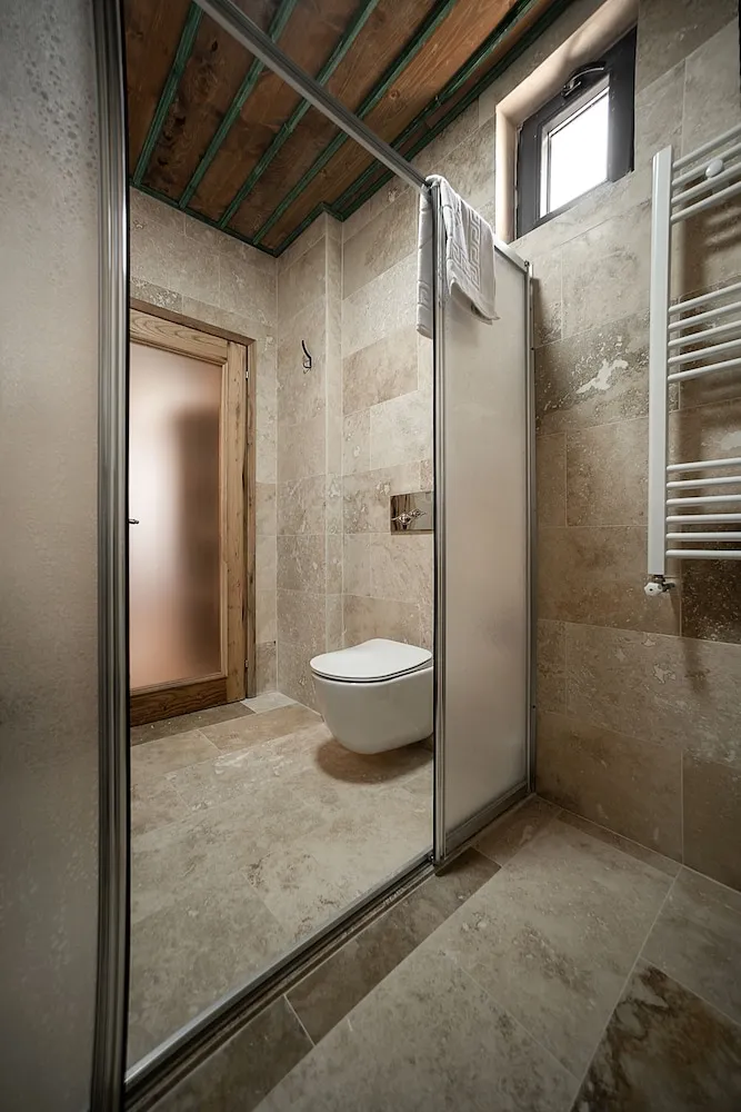 Comfort Tek Büyük Yataklı Oda, 1 En Büyük (King) Boy Yatak, Banyolu/Duşlu