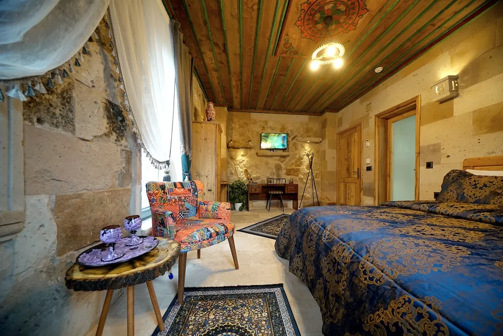 Deluxe Stüdyo Süit, 1 En Büyük (King) Boy Yatak, Sıcak Su Küveti, Bahçeli