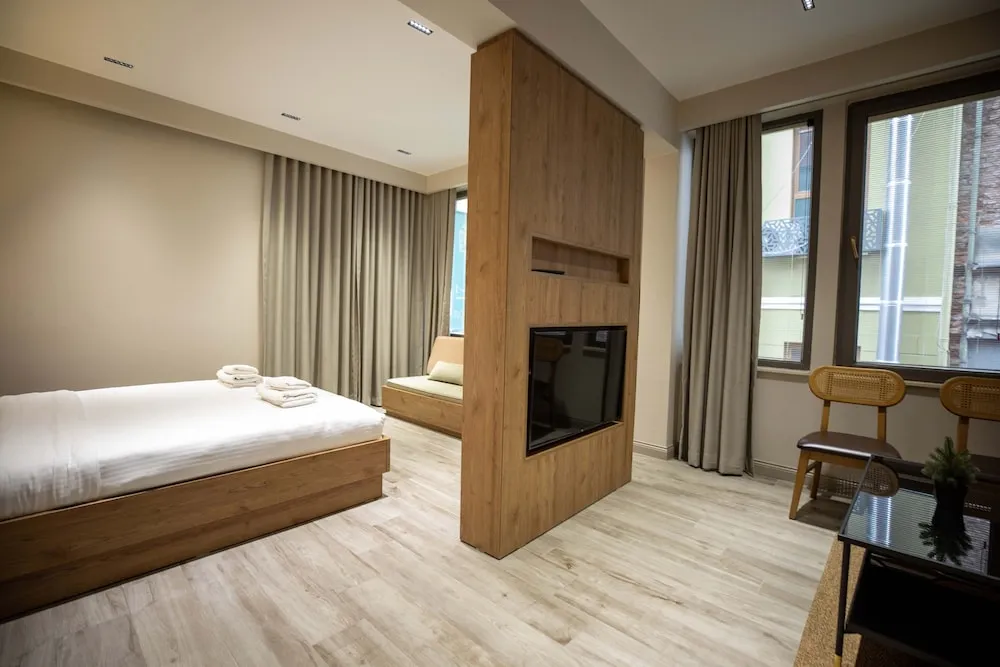 Deluxe Üç Kişilik Oda