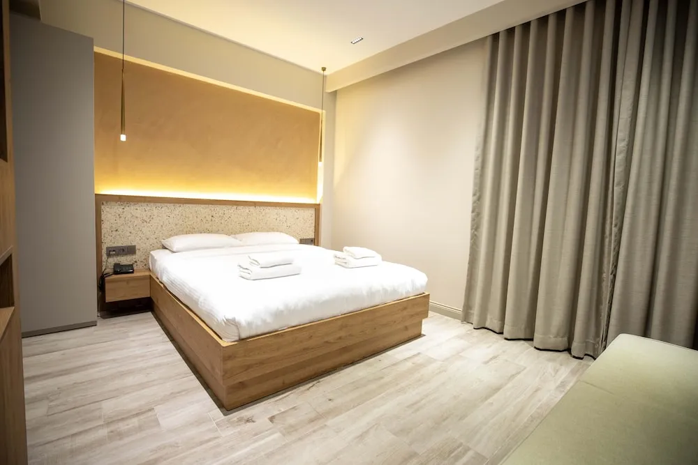 Deluxe Üç Kişilik Oda