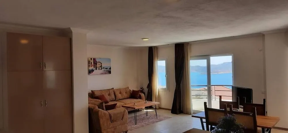 Deniz Manzarali C-3 2+1