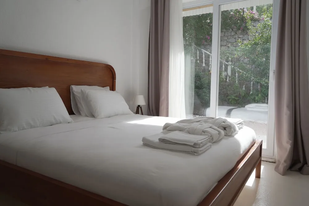Standard Double Room, 1 Bedroom, Garden View