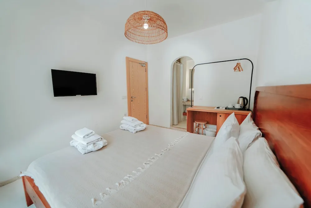 Standard Double Room, 1 Bedroom, Garden View