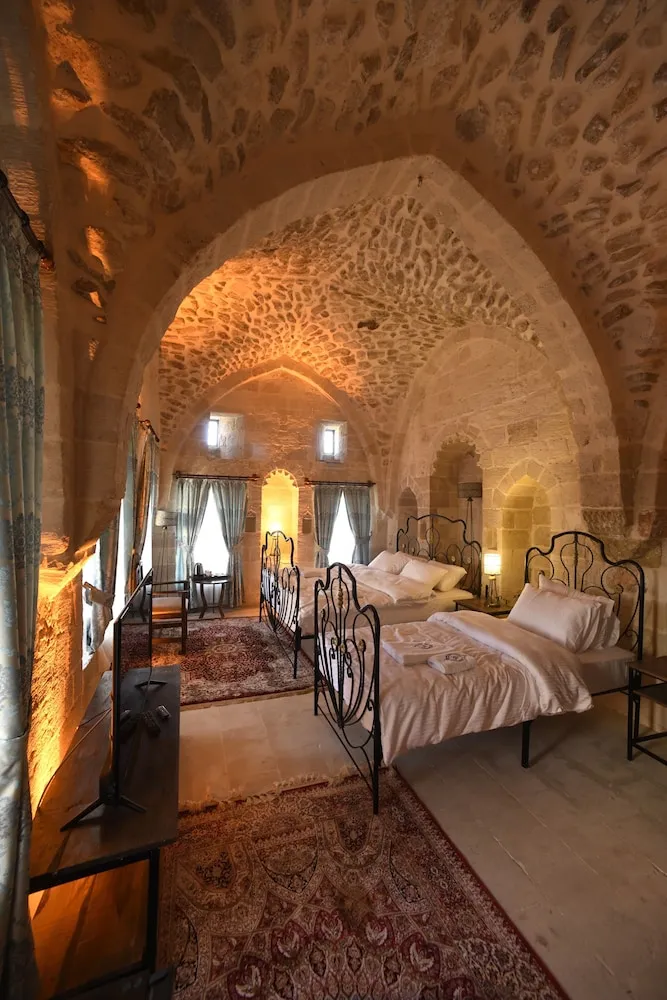 Luxury Üç Kişilik Oda