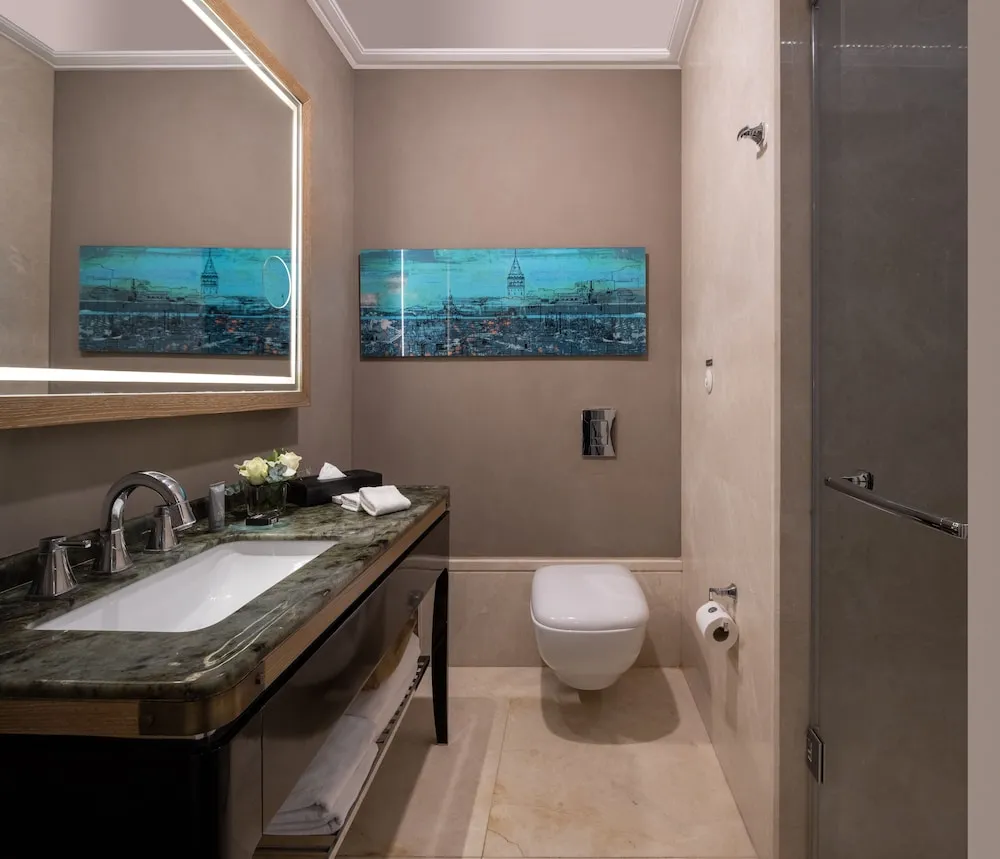 Deluxe Signature Twin Room