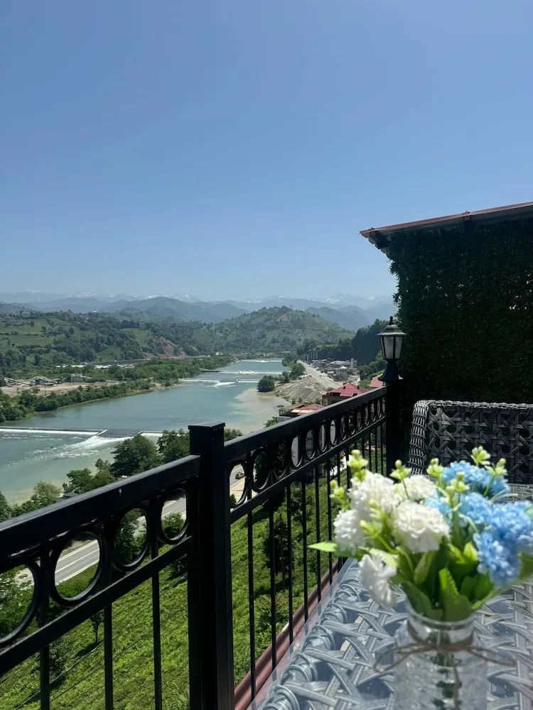 Bungalov, Dağ Manzaralı