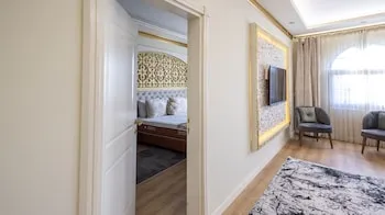 Can Adalya Palace Hotel