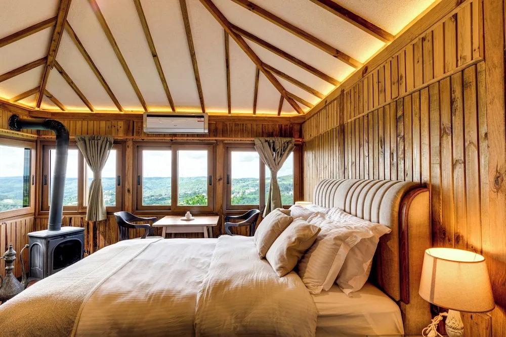 Authentic Room