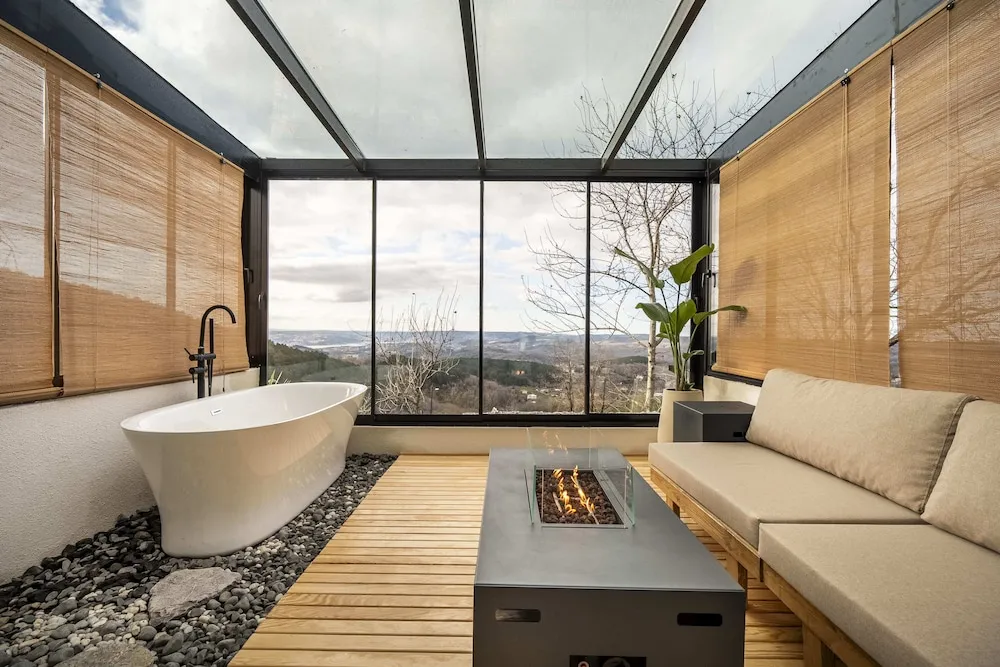 Vip Dlx Sky With Bathtub 7