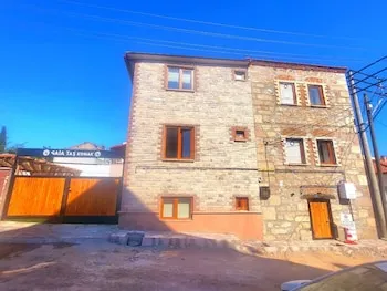 Gaia Taş Konak Geyikli