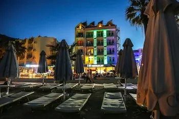 B&B Yüzbaşı Beach Hotel