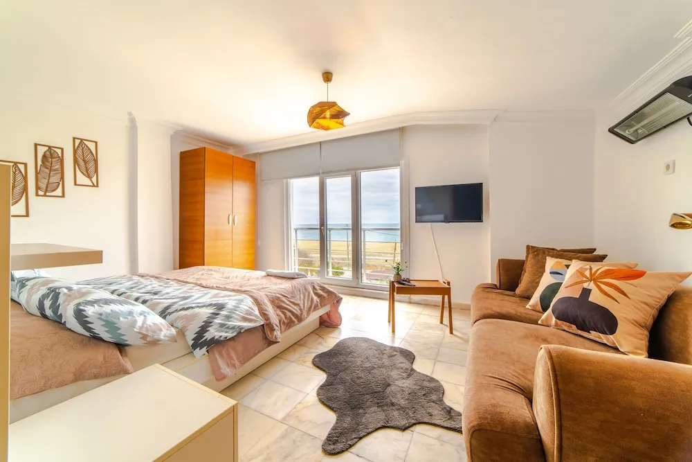 Luxury Oda, 1 Büyük (Queen) Boy Yatak, Deniz Manzaralı