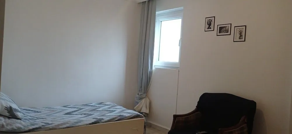 Basic Oda, 1 Tek Kişilik Yatak