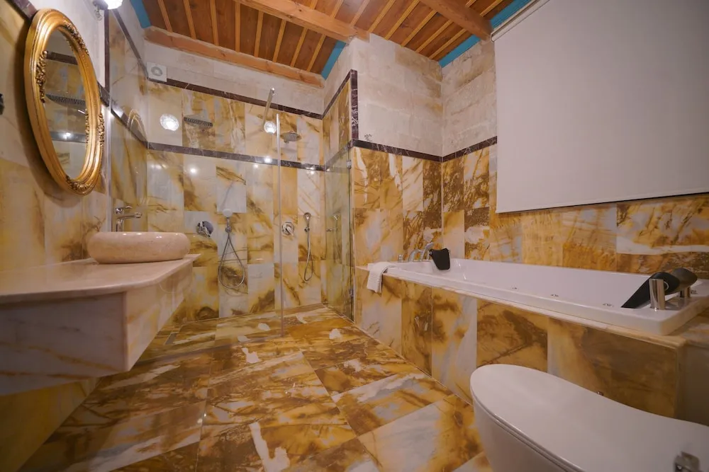 Superior Suite With Spa Bath And Terrace