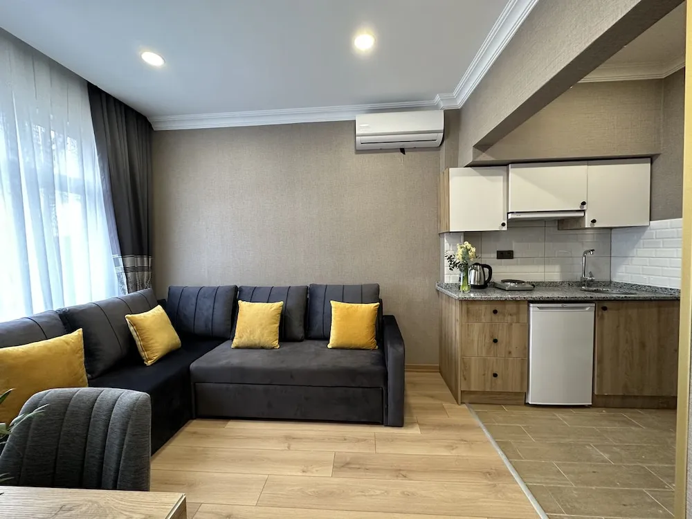 Family Suite with Park View