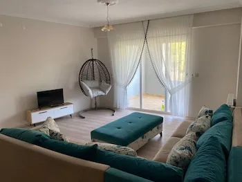 Kaşüstü Home