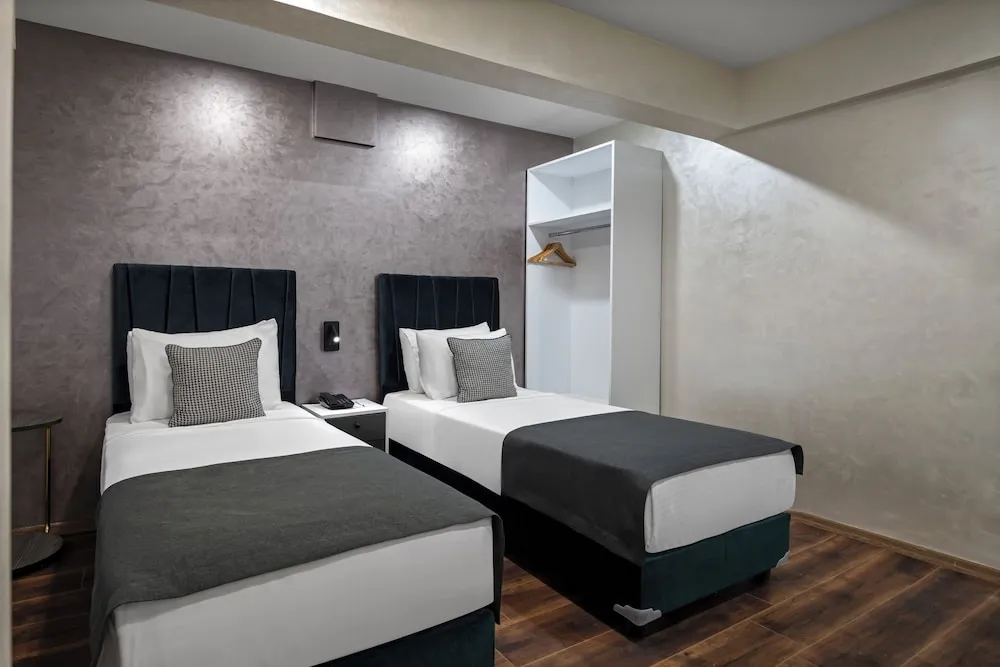 Economy İki Ayrı Yataklı Oda