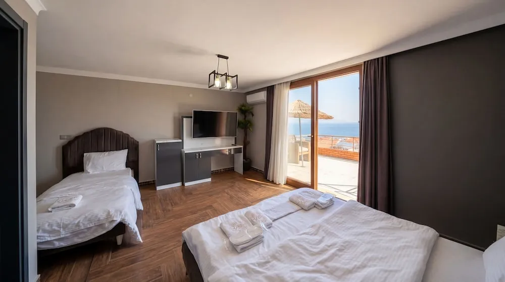 Grand Oda, Deniz Manzaralı