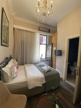 The Bridge Hotel