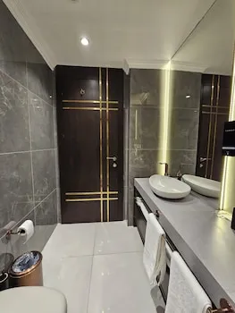 Asur Imperial Hotel
