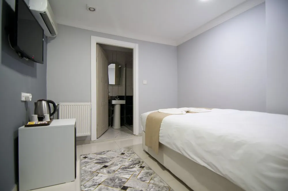 Economy Double Room without Window