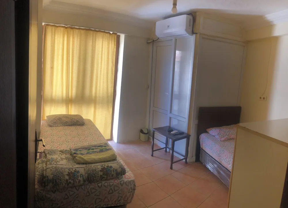 Basic Oda, 1 Çift Kişilik Yatak, Özel Banyo