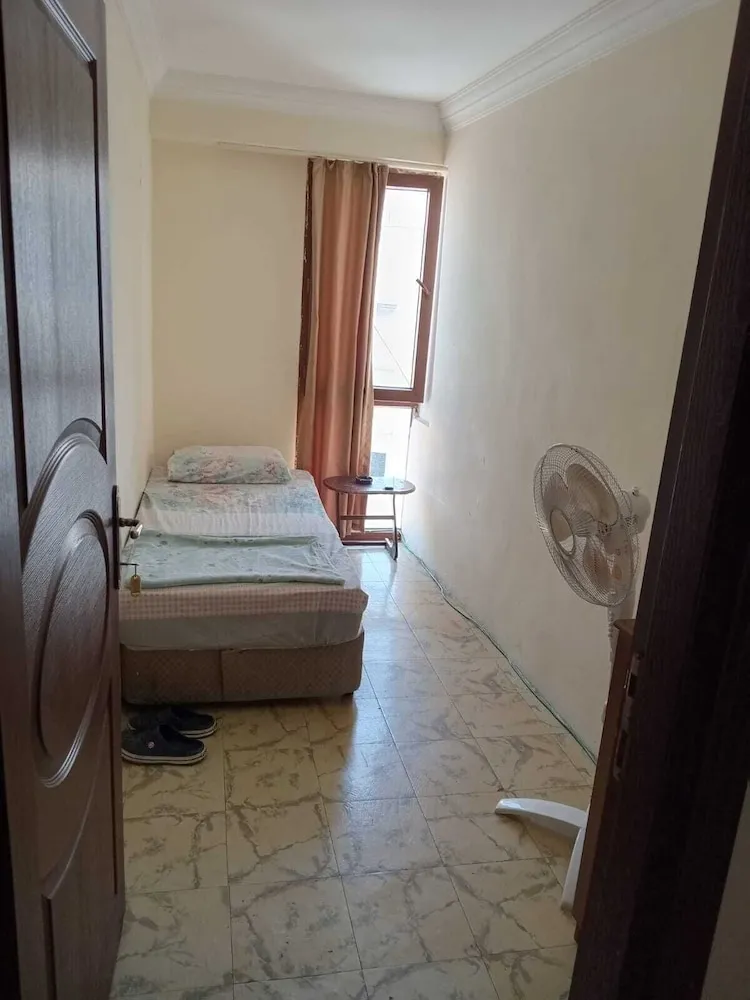 Economy Tek Kişilik Oda, 1 Tek Kişilik Yatak, Ortak Banyo, Asma Kat