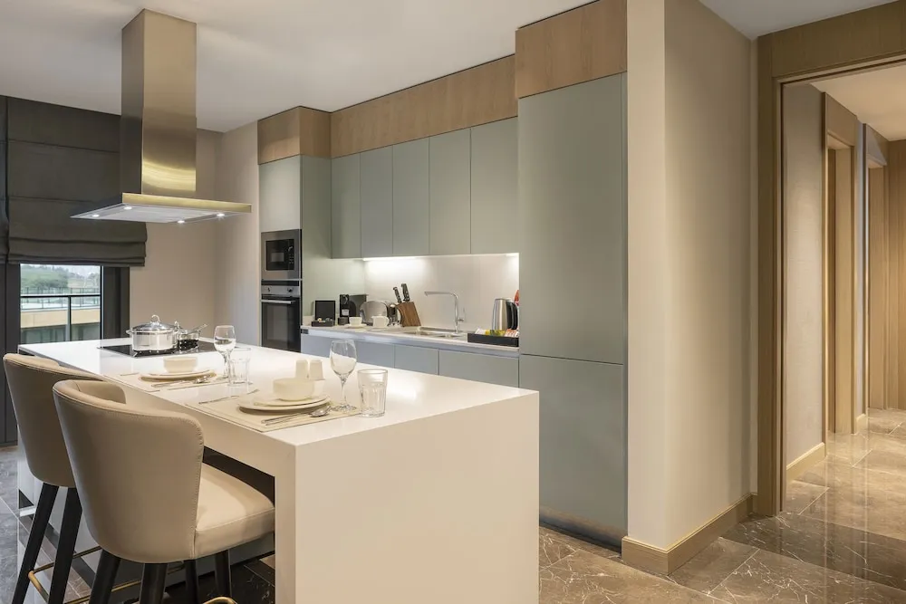 Royal Çatı Katı Süiti (Penthouse), Birden Çok Yatak