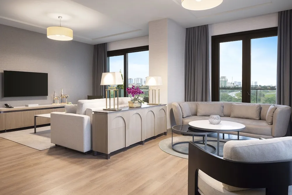 Royal Çatı Katı Süiti (Penthouse), Birden Çok Yatak