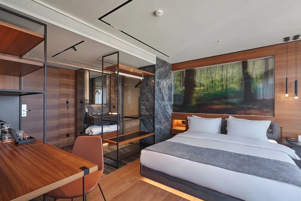 Asia Suite