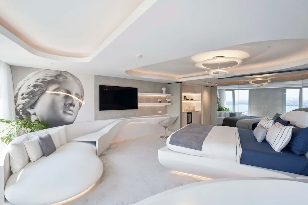 White Suite