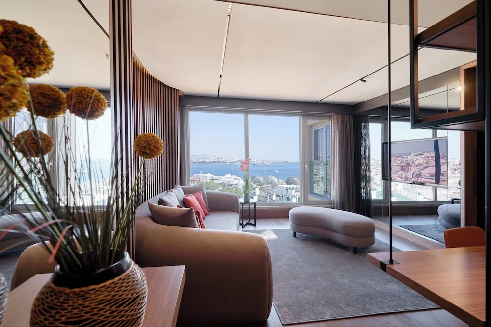 Bosphorus Suite