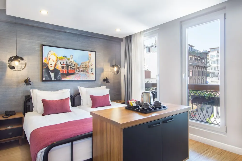 Premier Room