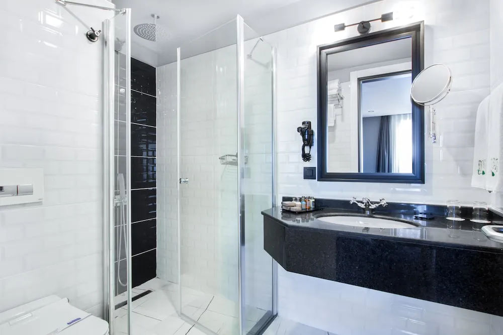 Premier Room