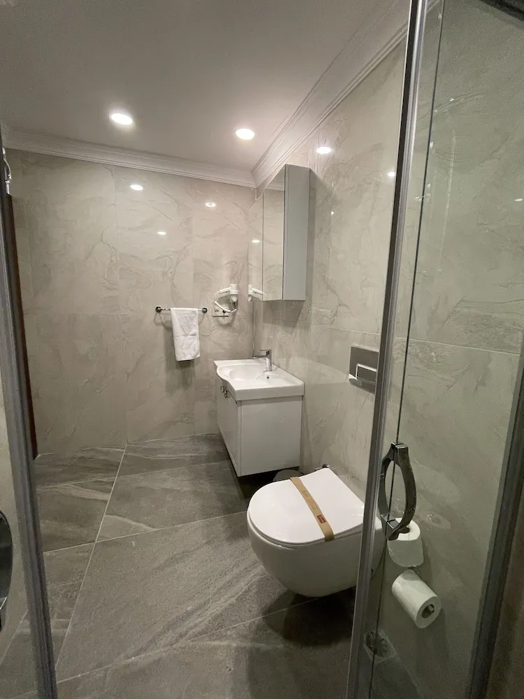 Deluxe Tek Büyük Yataklı Oda, 1 Yatak Odası, Balkon, Deniz Manzaralı