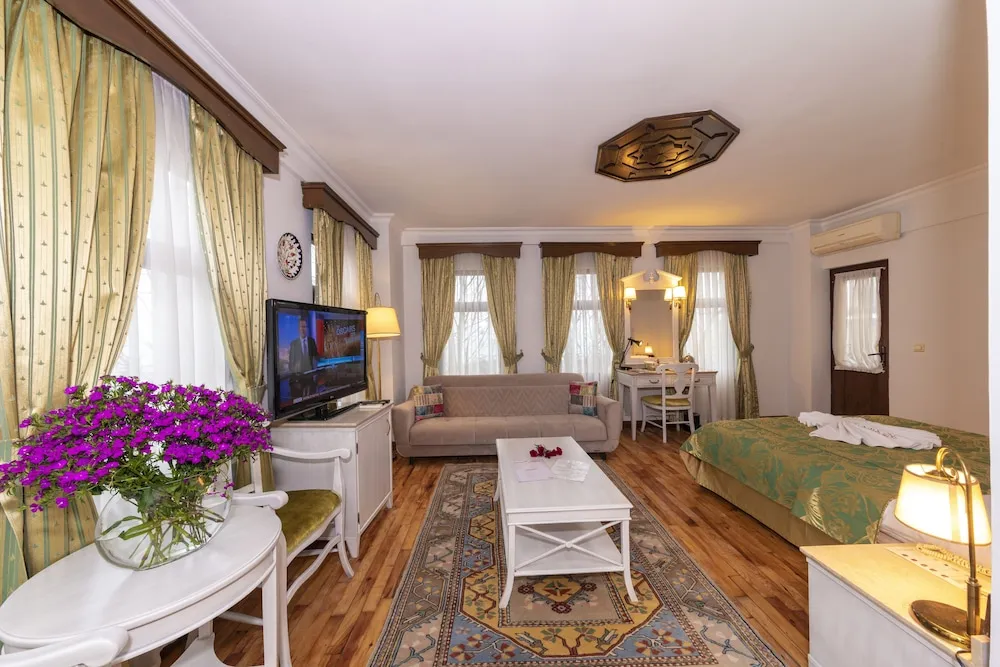 Imperial Suite