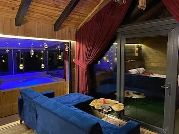 Ayder Güven Dağ Evi